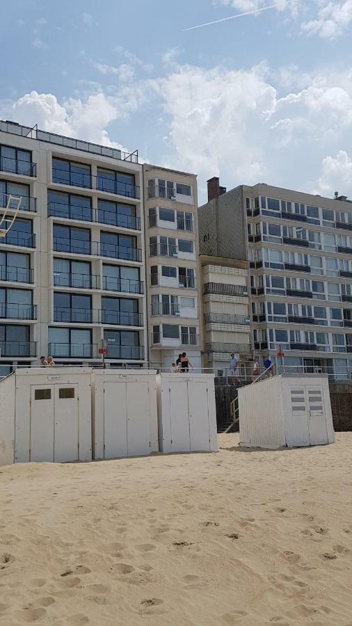 Zeedijk 241, Uitzicht Op Zee, Vue Sur La Mer Koksijde Eksteriør bilde